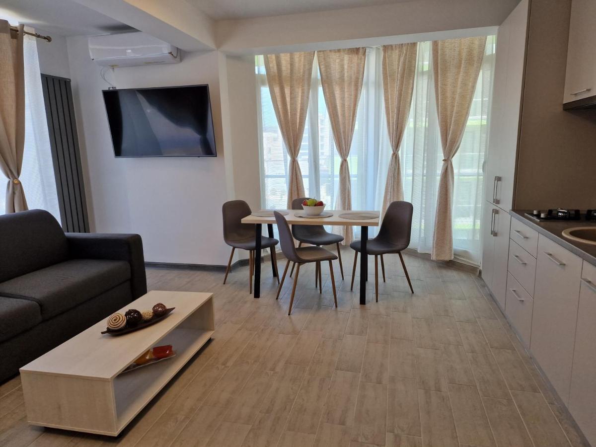 Cristalex Aparthotel & Spa Mamaia Nord Năvodari Εξωτερικό φωτογραφία